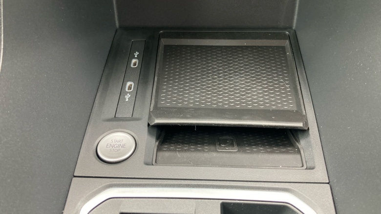 Ford Transit Connect 250 L2 Petrol 1.5 EcoBoost PHEV 150 Limited Van Auto